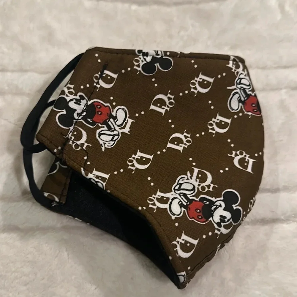 Mickey Face Mask - adult size.  NWOT
